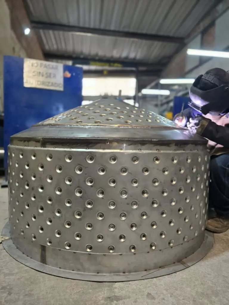 Fabricación de tanques en acero inoxidable